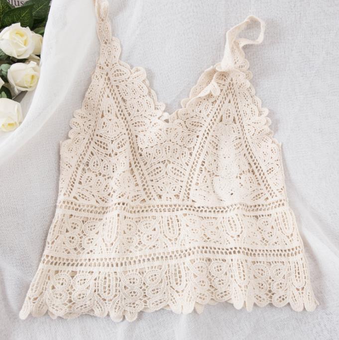 Hollow lace outer knit vest