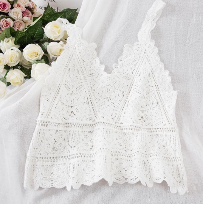 Hollow lace outer knit vest