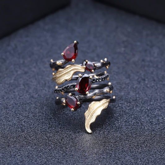 Designer-Design, personalisierter Ring mit Edelsteineinlage
