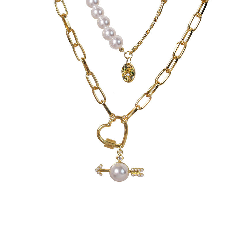Double irregular clavicle chain